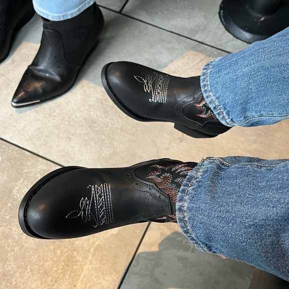 Toddler Cowboy Boots NWT - Picture 3 of 3